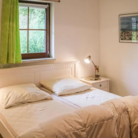 3 Bedroom Pet Friendly In 펜션