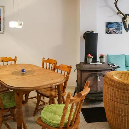 3 Bedroom Pet Friendly In Prerow