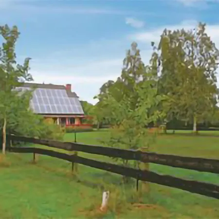 3 Bedroom Pet Friendly In *